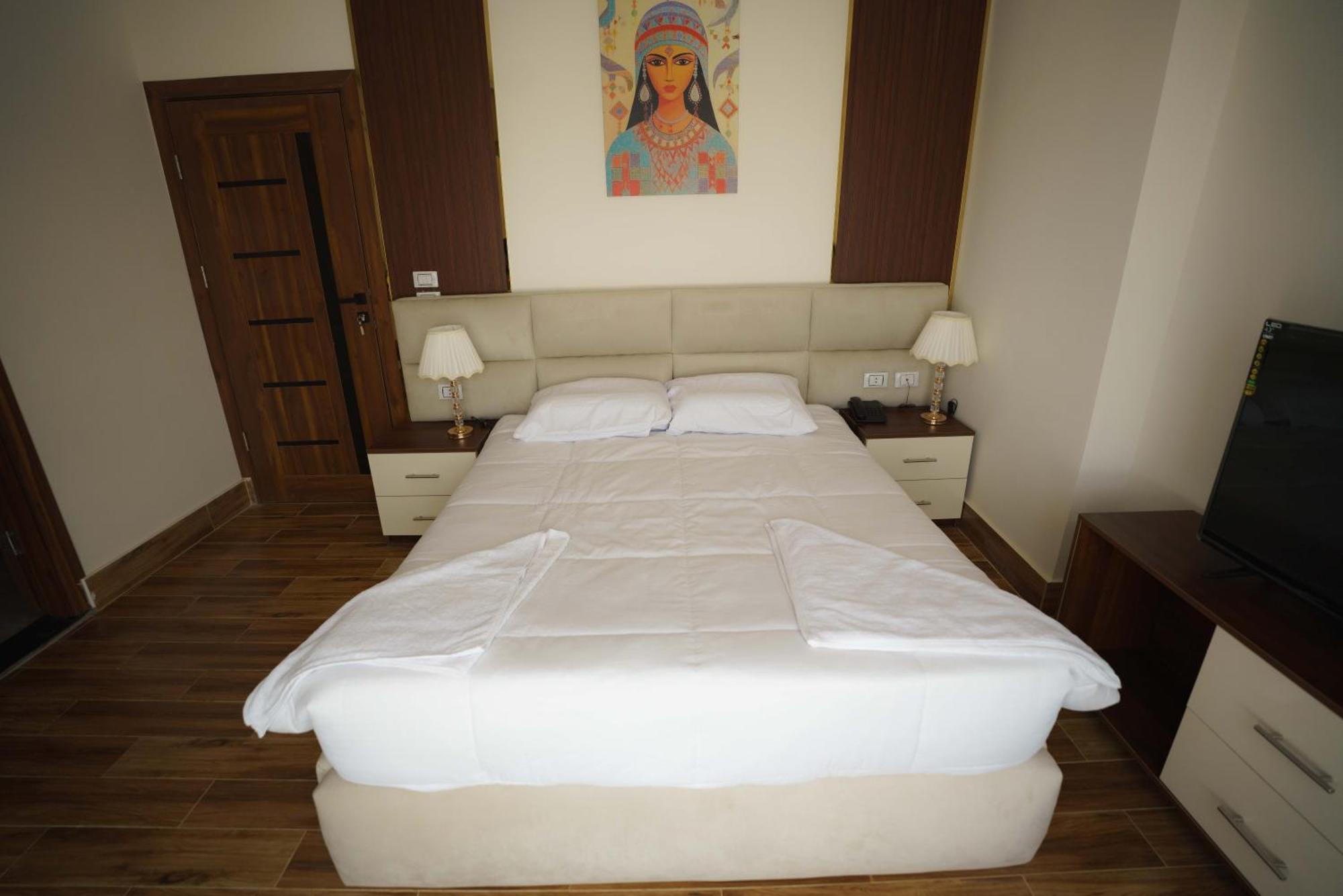 Hotel Pyramids Sunshine View Kafret el-Gabal Esterno foto