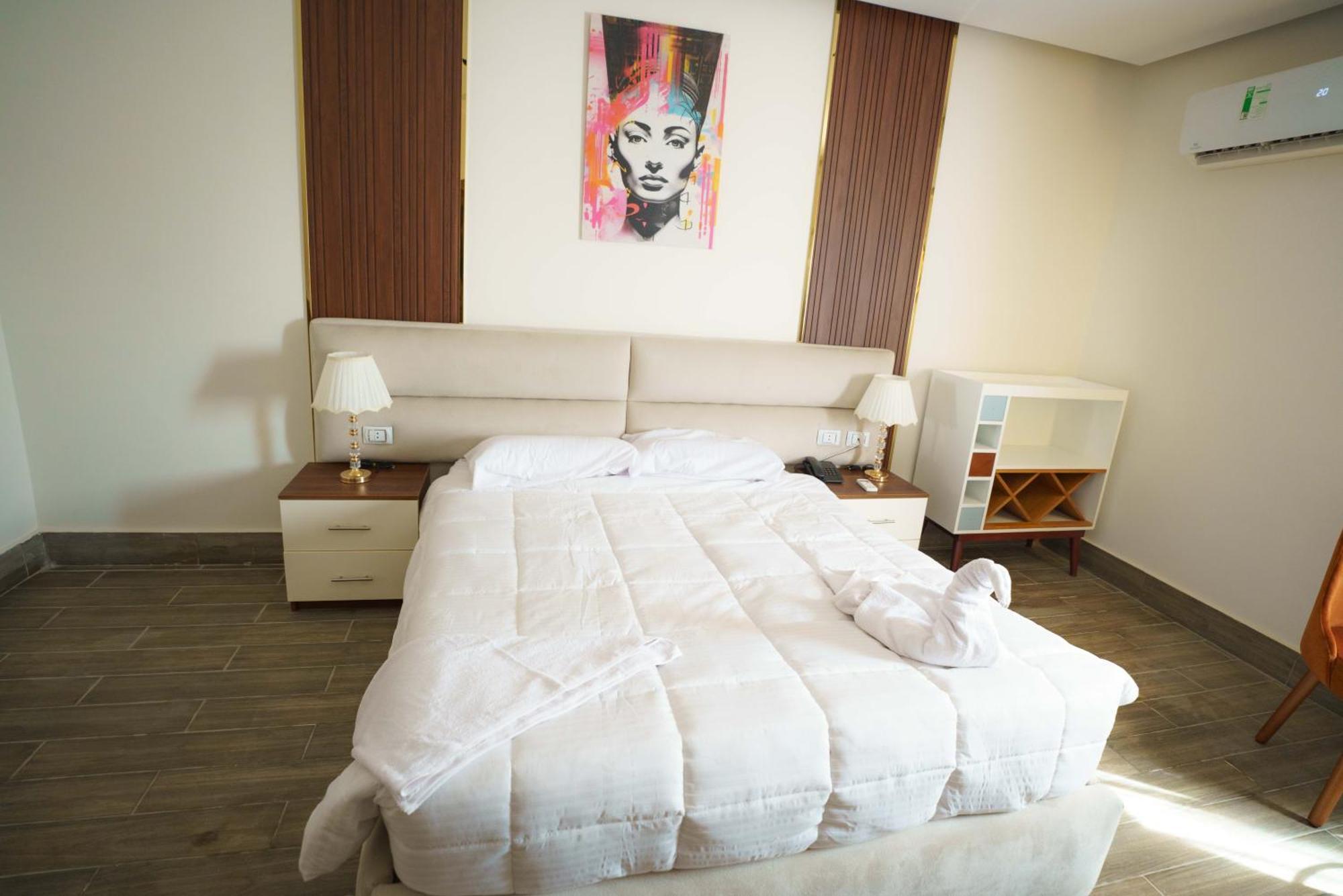 Hotel Pyramids Sunshine View Kafret el-Gabal Esterno foto