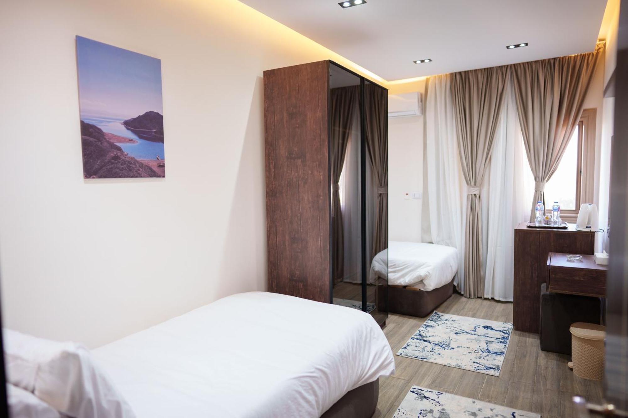 Hotel Pyramids Sunshine View Kafret el-Gabal Esterno foto